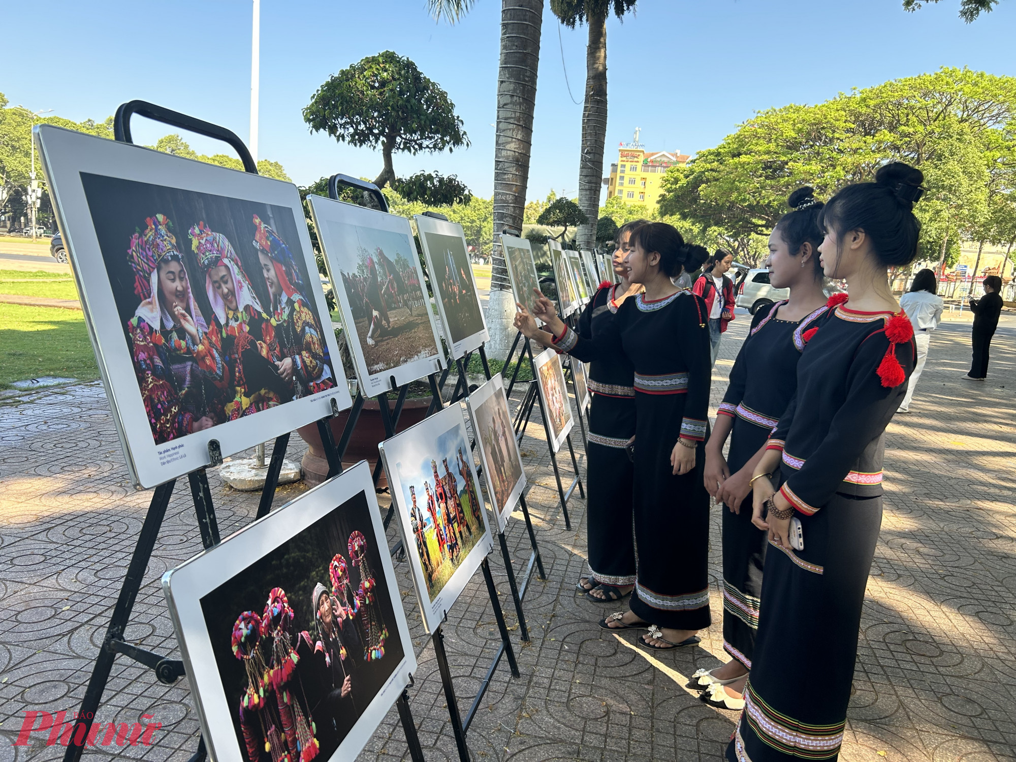 Những giá trị văn hóa truyền thống của các dân tộc Việt Nam được phản ánh chân thực qua từng tác phẩm