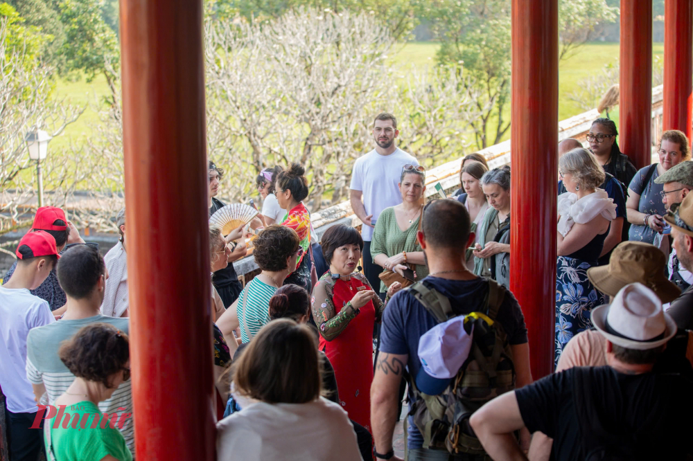 Thông qua đó tạo điều kiện để người dân địa phương và du khách trong nước có thêm cơ hội tiếp cận, khám phá những giá trị lịch sử - văn hóa đặc sắc của di sản. 