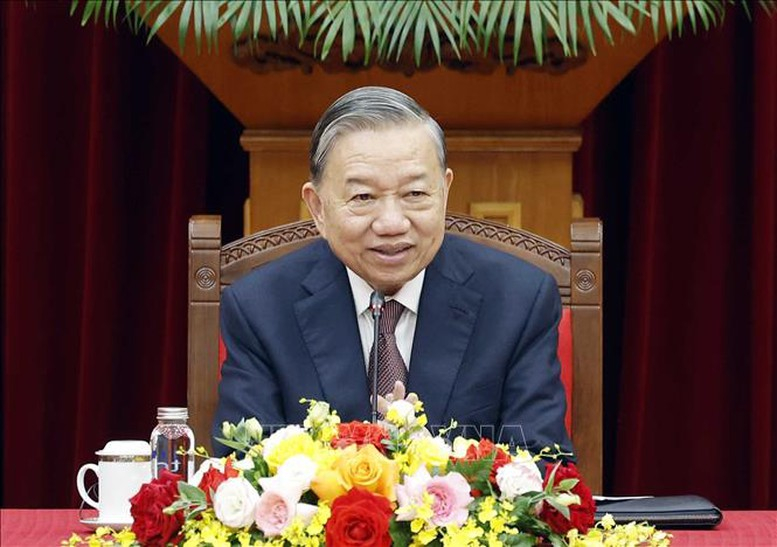 Tổng Bí thư nhấn mạnh, Đại hội Đảng lần thứ XIV đã xác định các tầm nhìn, định hướng dài hạn của Việt Nam, nhất là việc xác lập mô hình phát triển mới dựa trên 5 trụ cột chiến lược - Ảnh: TTXVN