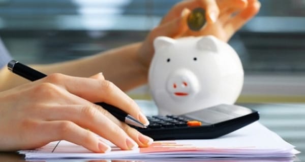 Thất nghiệp tuổi trung niên, ta phải hạ cái tôi của mình xuống Mất việc ở tuổi 45 là bài toán thật sự nan giải (ảnh minh họa)