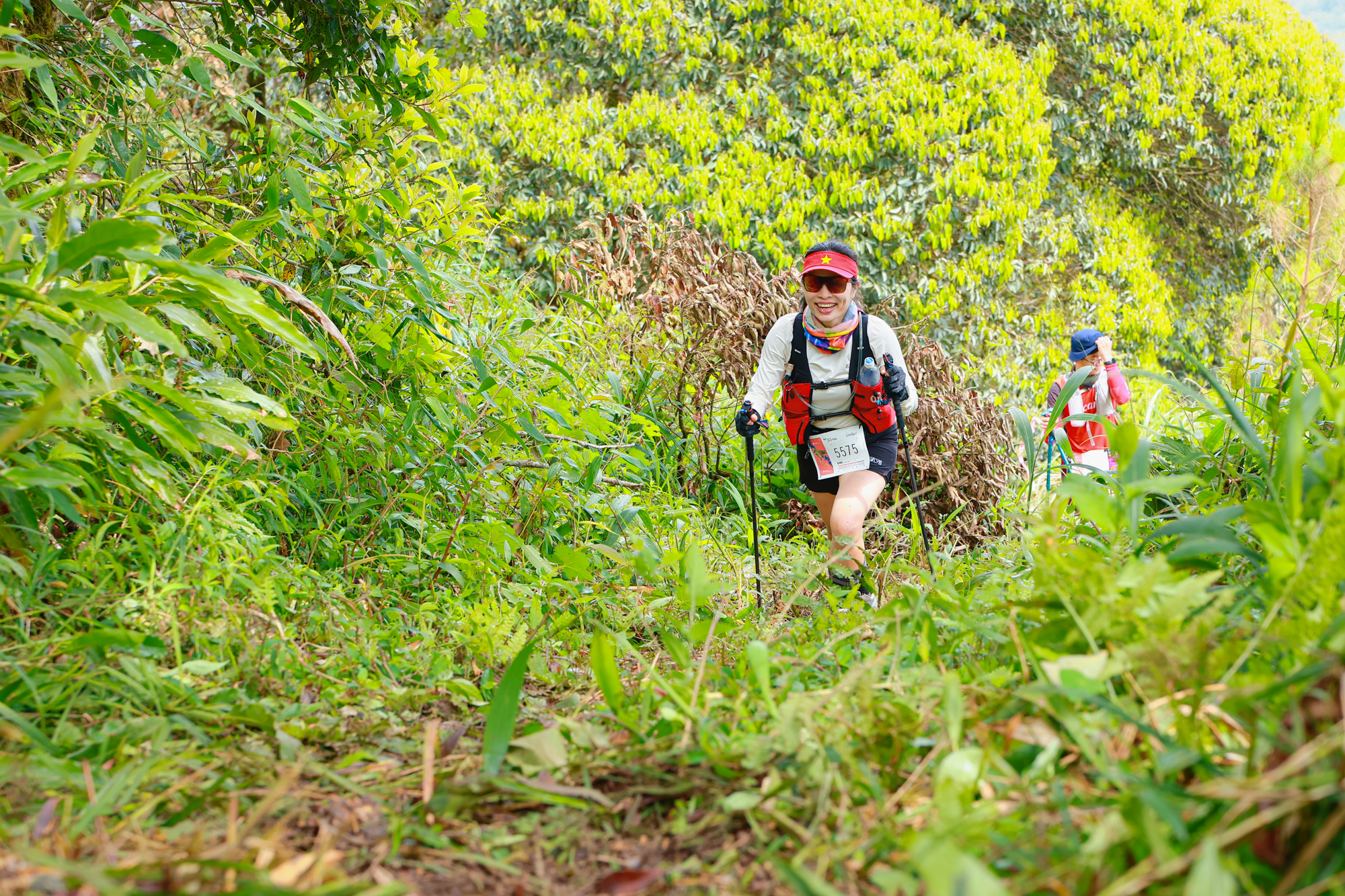 Chinh phục đường chạy trail 55km - hành trình vượt giới hạn của một U50 Kế hoạch cho cự ly 55km của tôi là chia sức hợp lý, leo chậm khi gặp dốc cao và cẩn trọng khi xuống dốc.