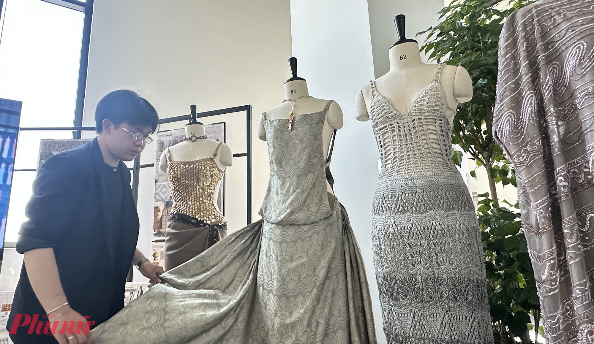 Sinh viên ngành Thiết kế thời trang chia sẻ 