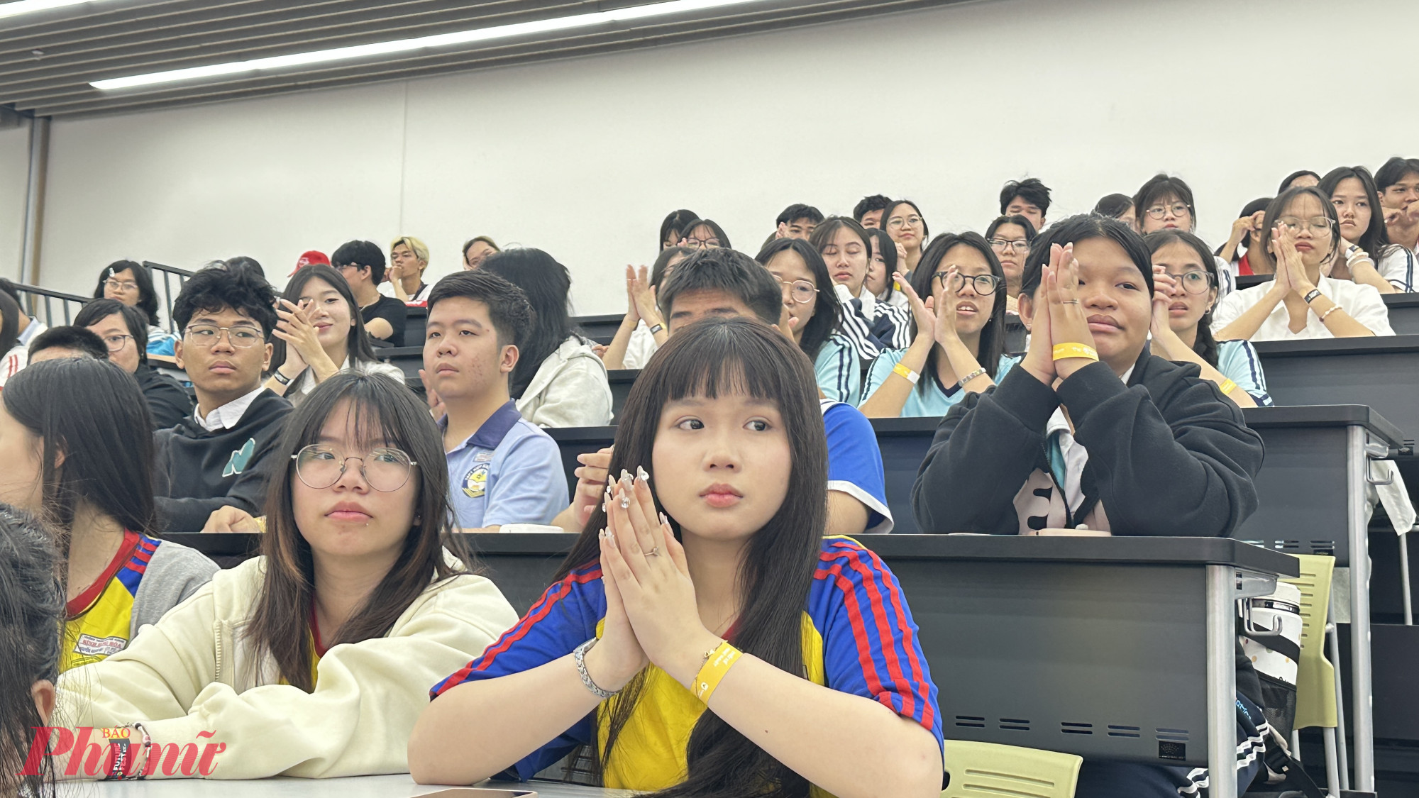 Hàng ngàn học sinh đến từ hơn 100 trường THPT khu vực phía Nam tham gia ngày hội trải nghiệm nghề nghiệp tại Trường đại học Văn Lang 