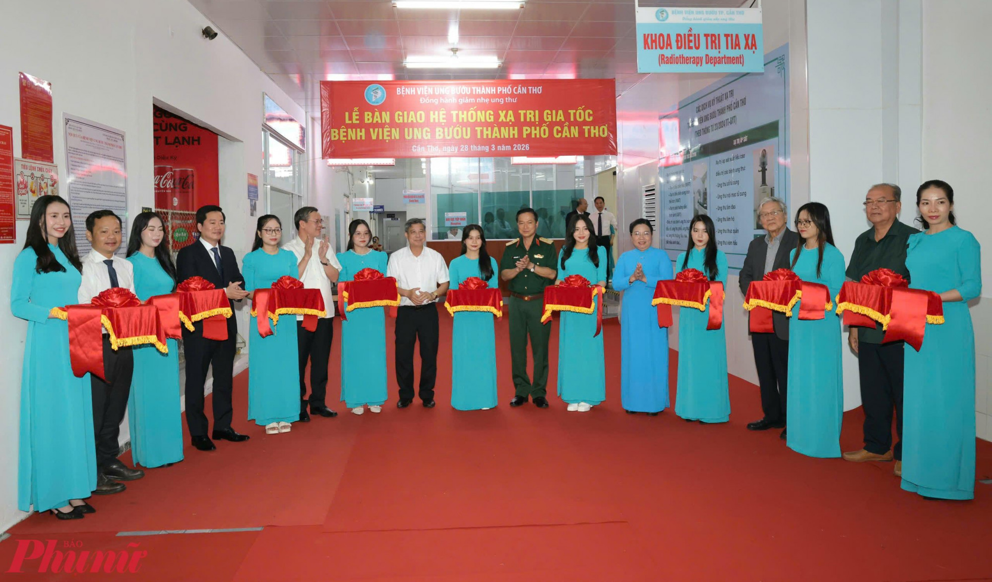 Bàn giao máy gia tốc xạ trị bệnh ung thư ở Cần Thơ 