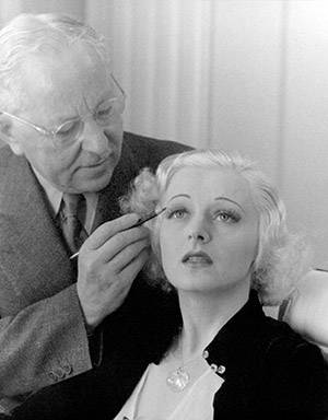 Sinh thời, Max Factor là người chỉnh sửa sắc đẹp của hầu hết các minh tinh Holywood ttenebieenr