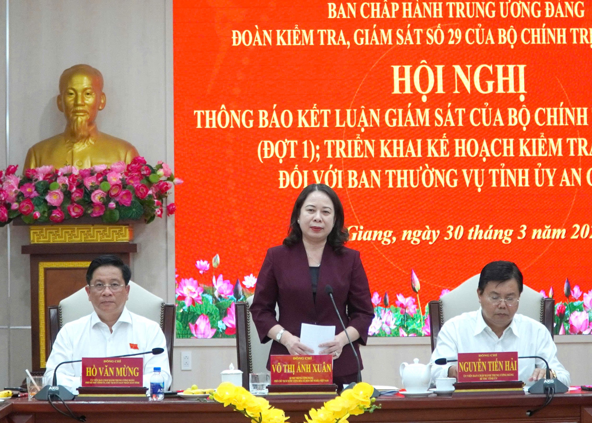 Phó Chủ tịch nước Võ Thị Ánh Xuân làm việc với tỉnh An Giang - Ảnh CTV