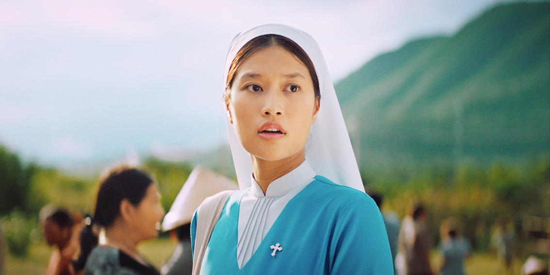 Hoa hậu Đoàn Thiên Ân để mặt mộc khi đóng Hẹn em ngày nhật thực  - Ảnh do đoàn phim cung cấp