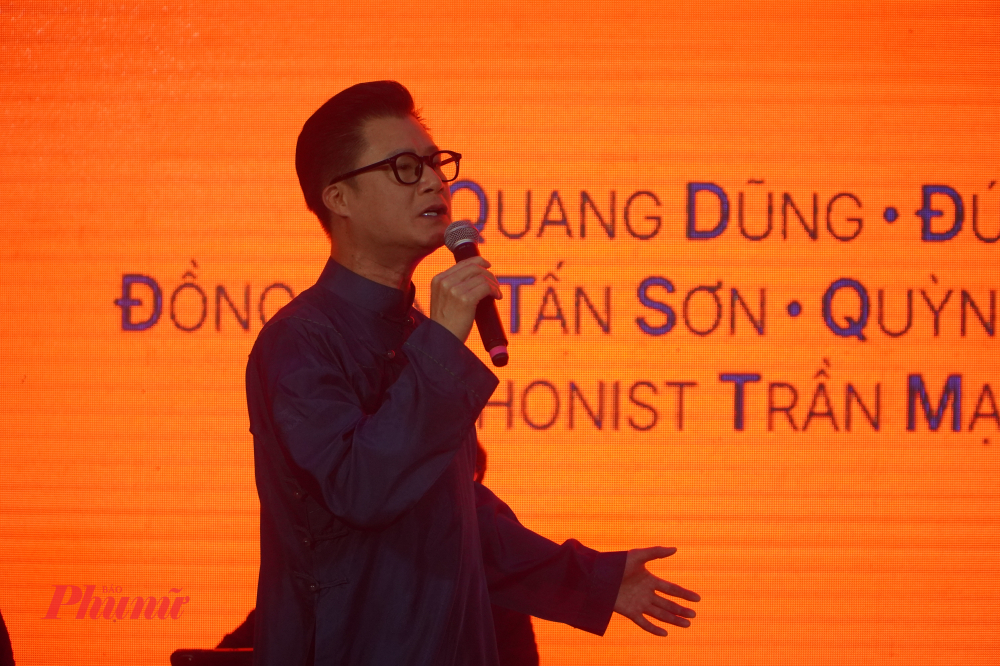 Quang Dũng với chất giọng trầm ấm, ghi dấu trong không gian nhạc Trịnh.