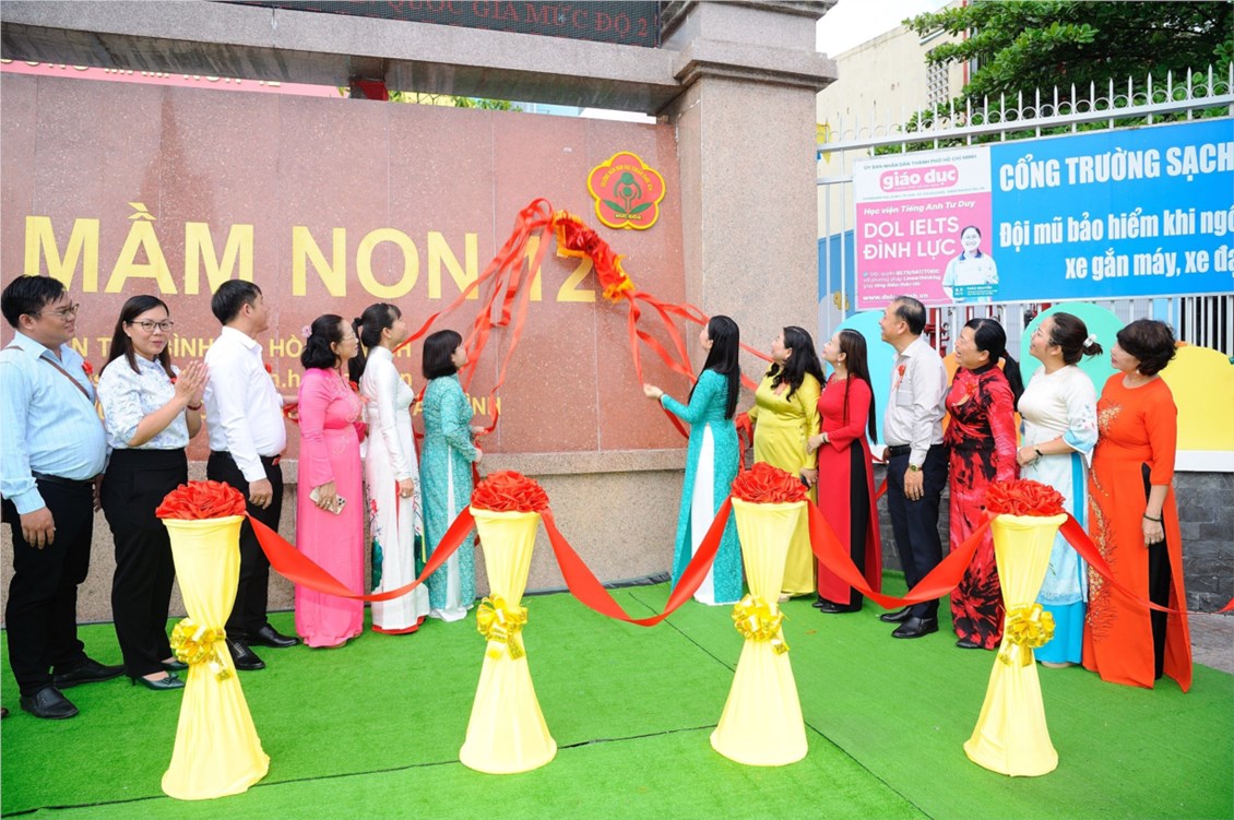 Trường mầm non 12 (TPHCM) đón nhận Bằng Công nhận trường đạt chuẩn Quốc gia Mức độ 2 