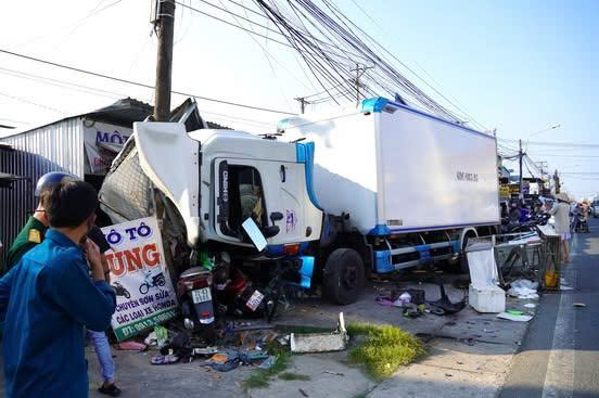 Hiện trường vụ tai nạn... Ảnh: H Thịnh