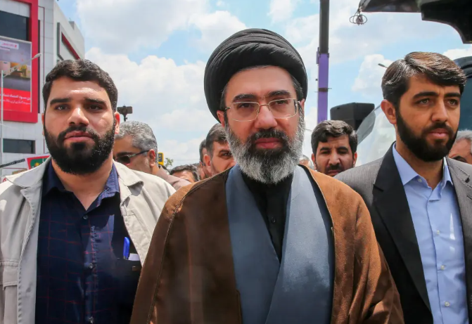 Lãnh tụ tối cao mới của Iran, Mojtaba Khamenei