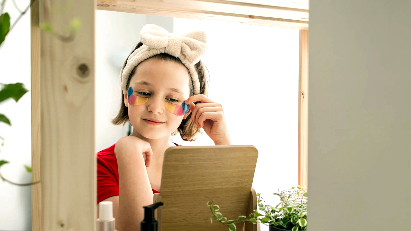 Làn da trẻ em mỏng, mềm, nhạy cảm và dễ bị kích ứng - ẢNH: ELENA MEDOKS (Getty Images)