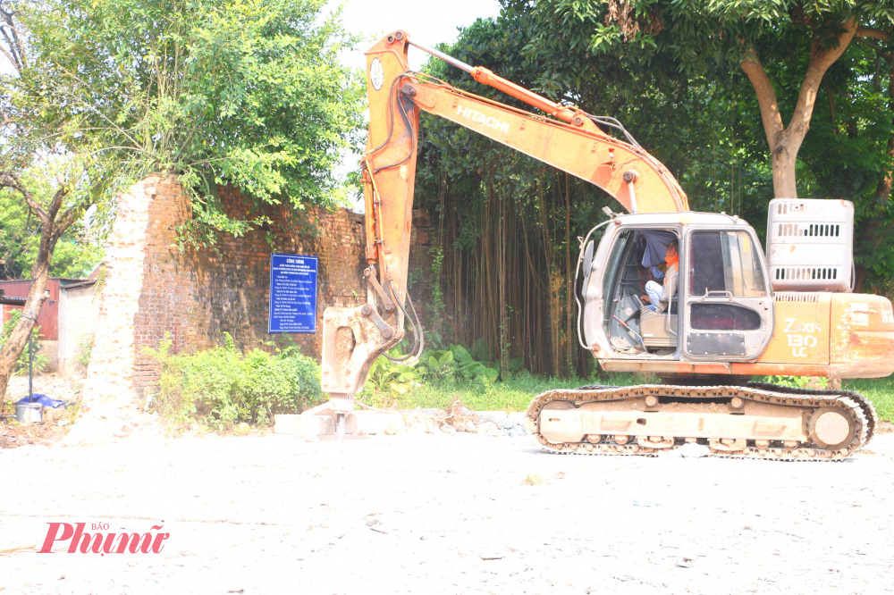 Đoạn đường mới mở này dài khoảng 75m, lòng đường rộng 8m, vỉa hè mỗi bên 4m. Công trình sẽ thảm mặt đường bê-tông nhựa và vỉa hè lát đá granit, hệ thống thoát nước, ô cây, điện chiếu sáng...