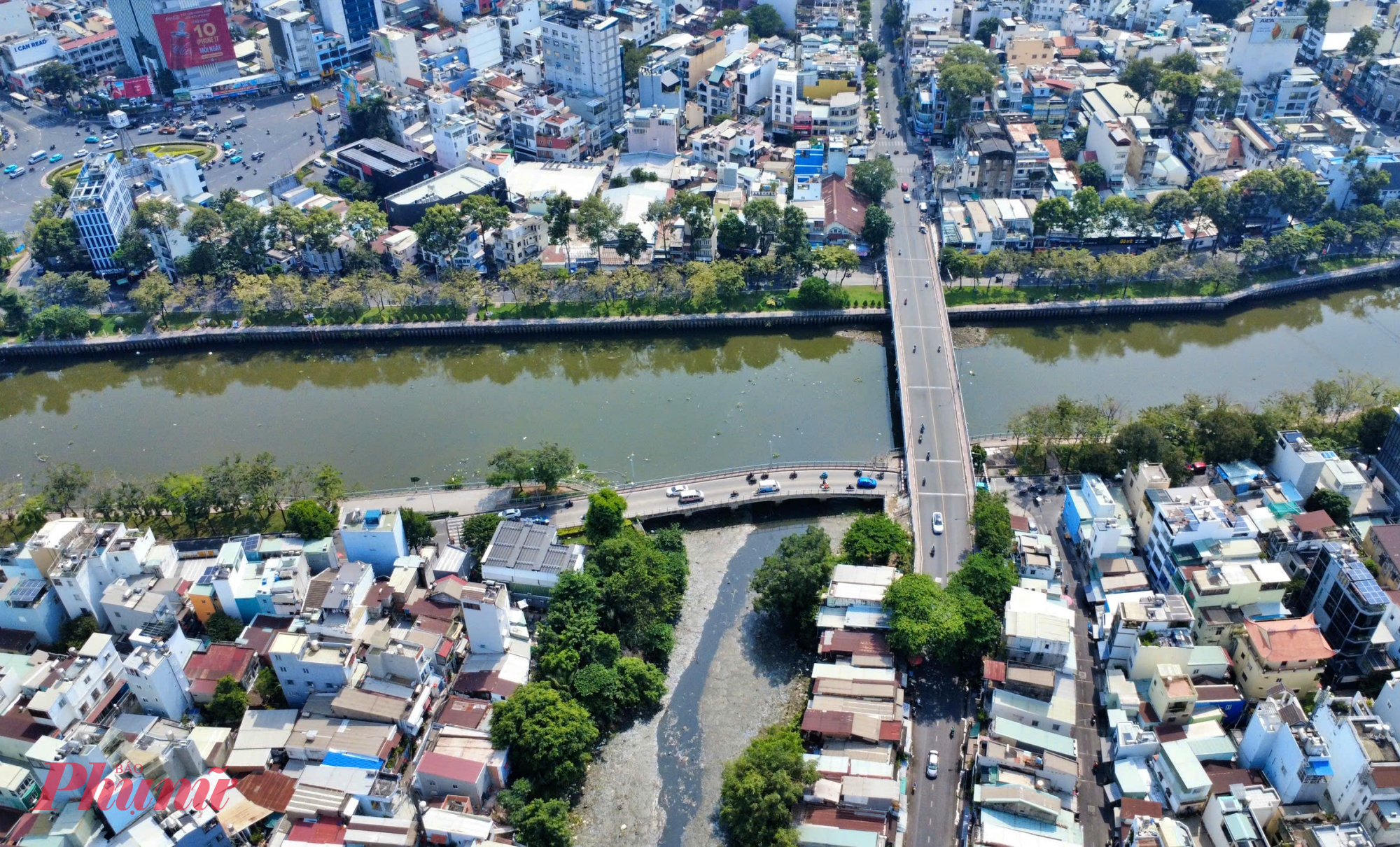 Đường Hoàng Sa và Trường Sa ven kênh Nhiêu Lộc - Thị Nghè sẽ được kết nối với các cầu - Ảnh: Nguyễn Văn