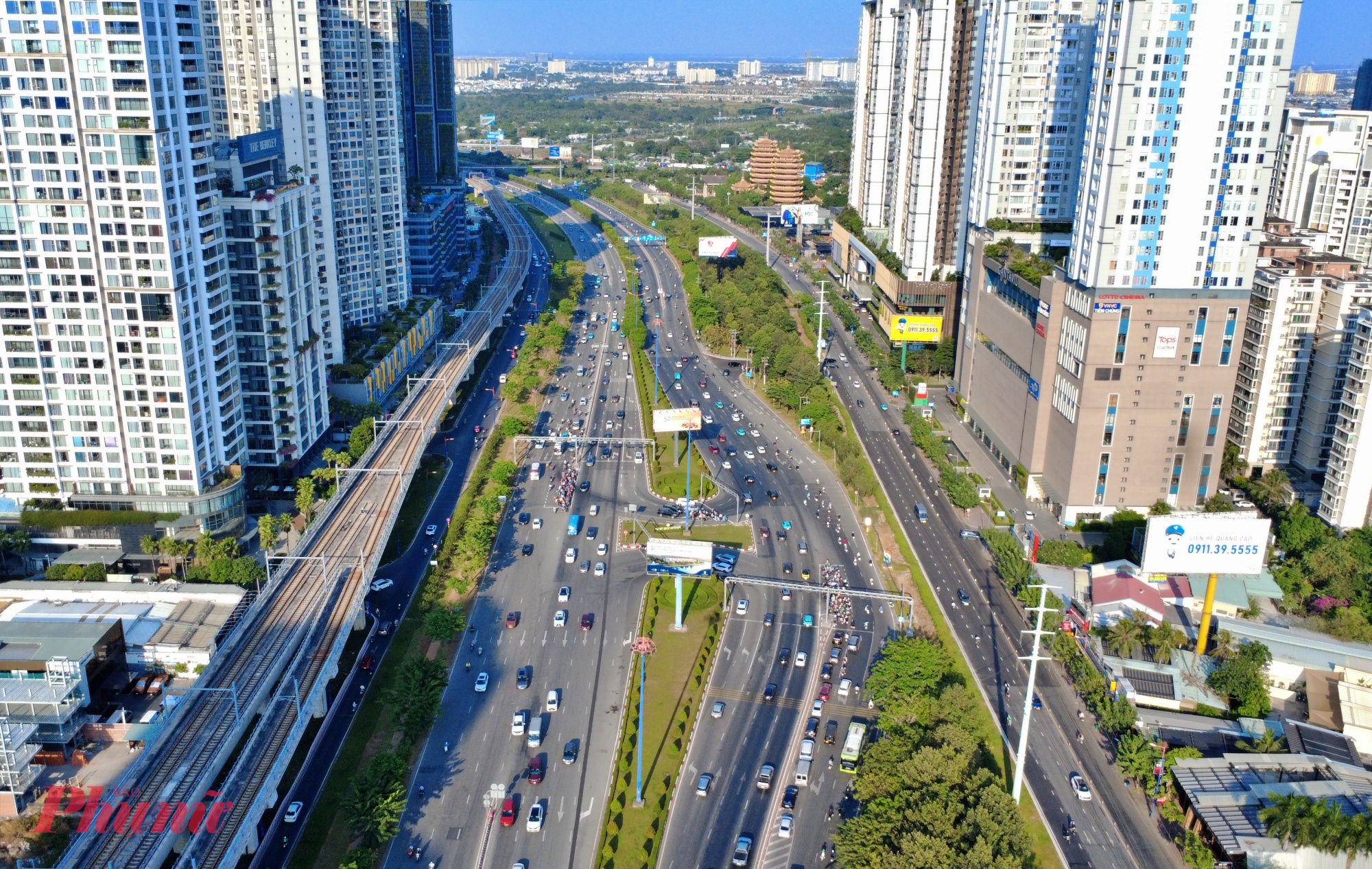 Hiện trạng nút giao An Phú được xây dựng khá rộng để dòng xe lưu thông 2 chiều trên đường Võ Nguyên Giáp có thể quay đầu về nút giao An Phú (nút giao 3 tầng đang xây dựng cách đó khoảng 1km)