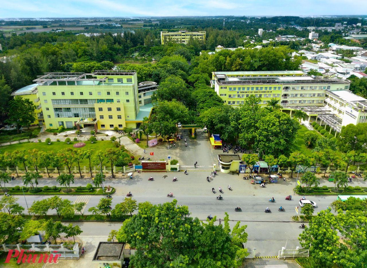 Đại học Trà Vinh  trong hệ sinh thái phát triển của tỉnh và của vùng; từng bước nâng cao vị thế trong khu vực châu Á, hướng tới mục tiêu Top 500 đại học hàng đầu châu Á vào năm 2035.