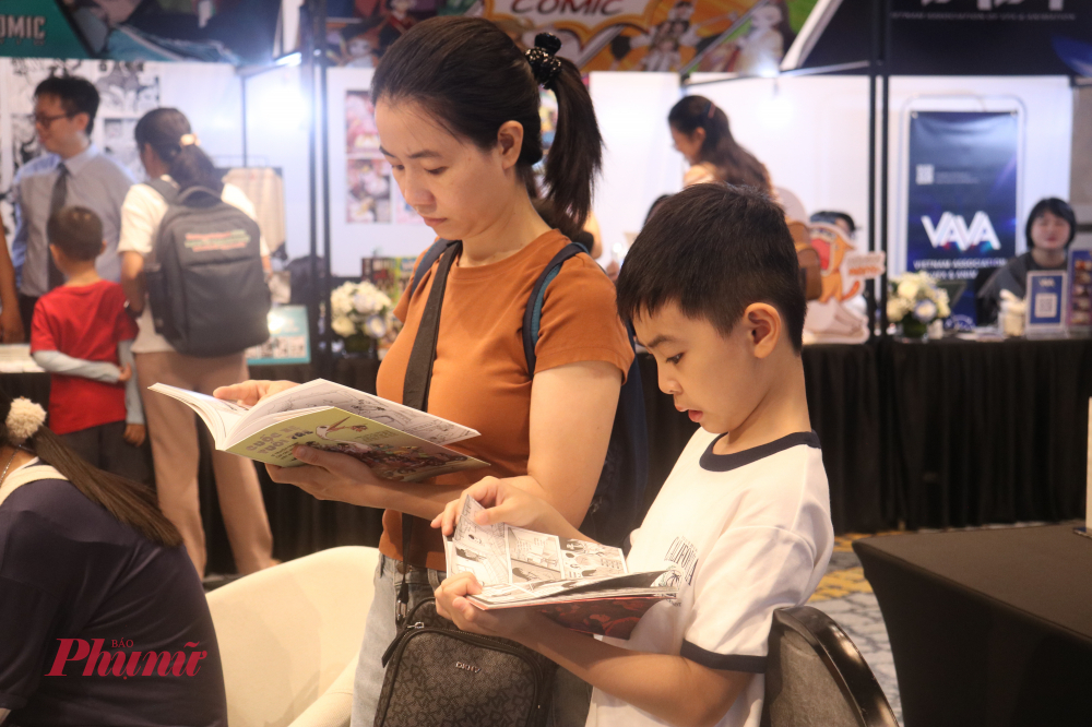 Dù ở bất kì thời điểm nào, truyện tranh vẫn luôn có sức hấp dẫn riêng đối với cả người lớn và trẻ nhỏ