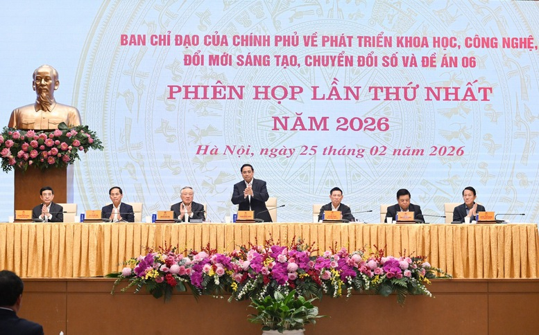 Thủ tướng Phạm Minh Chính, Trưởng Ban Chỉ đạo của Chính phủ về phát triển khoa học, công nghệ, đổi mới sáng tạo, chuyển đổi số và Đề án 06, chủ trì phiên họp lần thứ nhất năm 2026 của Ban Chỉ đạo - Ảnh: VGP/Nhật Bắc