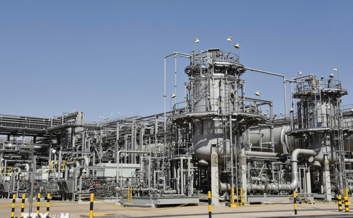 Nhà máy lọc dầu tại Dammam, Saudi Arabia. (Ảnh: THX/TTXVN)