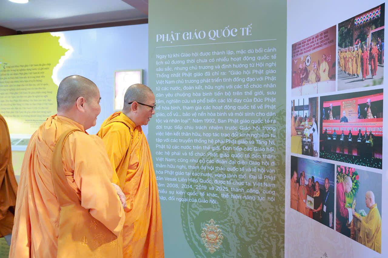 Trong khuôn khổ chương trình Đại hội, Ban Trị sự Giáo hội Phật giáo Việt Nam TPHCM tổ chức Triển lãm 45 năm Giáo hội Phật giáo Việt Nam, hướng đến kỷ  niệm 45 năm thành lập Giáo hội Phật giáo Việt Nam (7-11-1981 – 7-11-2026)