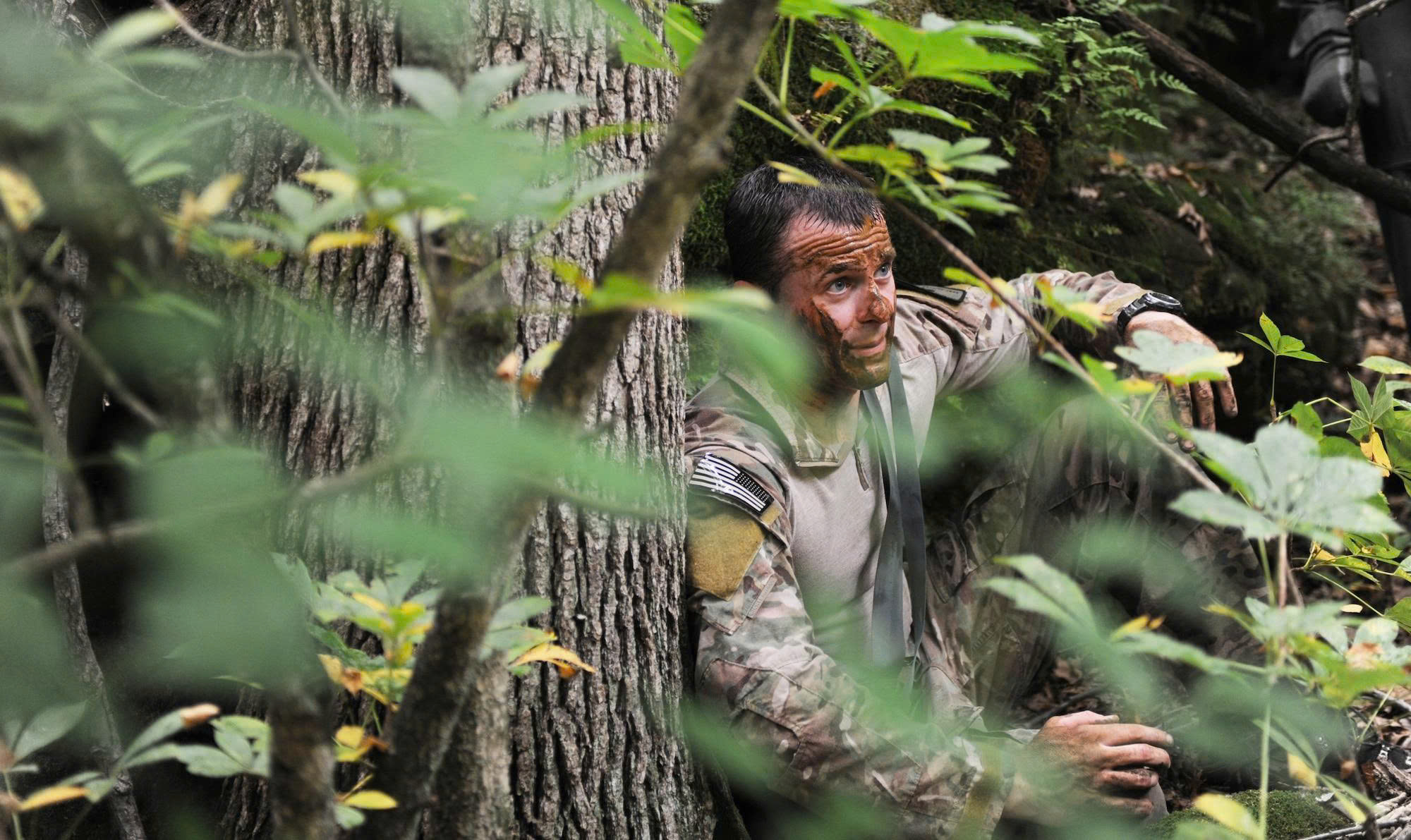 Phi công Mỹ được huấn luyện sống sót trong rừng sâu. Ảnh: Quân đội Mỹ.