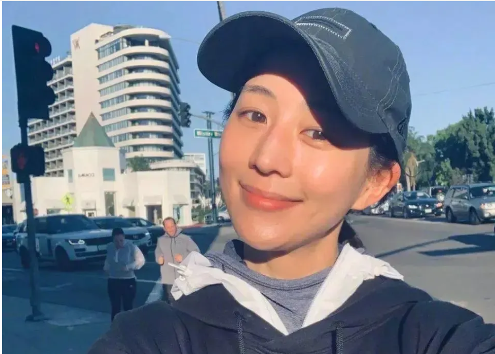 Dù bận rộn, Trương Quân Ninh vẫn luôn sắp xếp thời gian để chạy bộ.