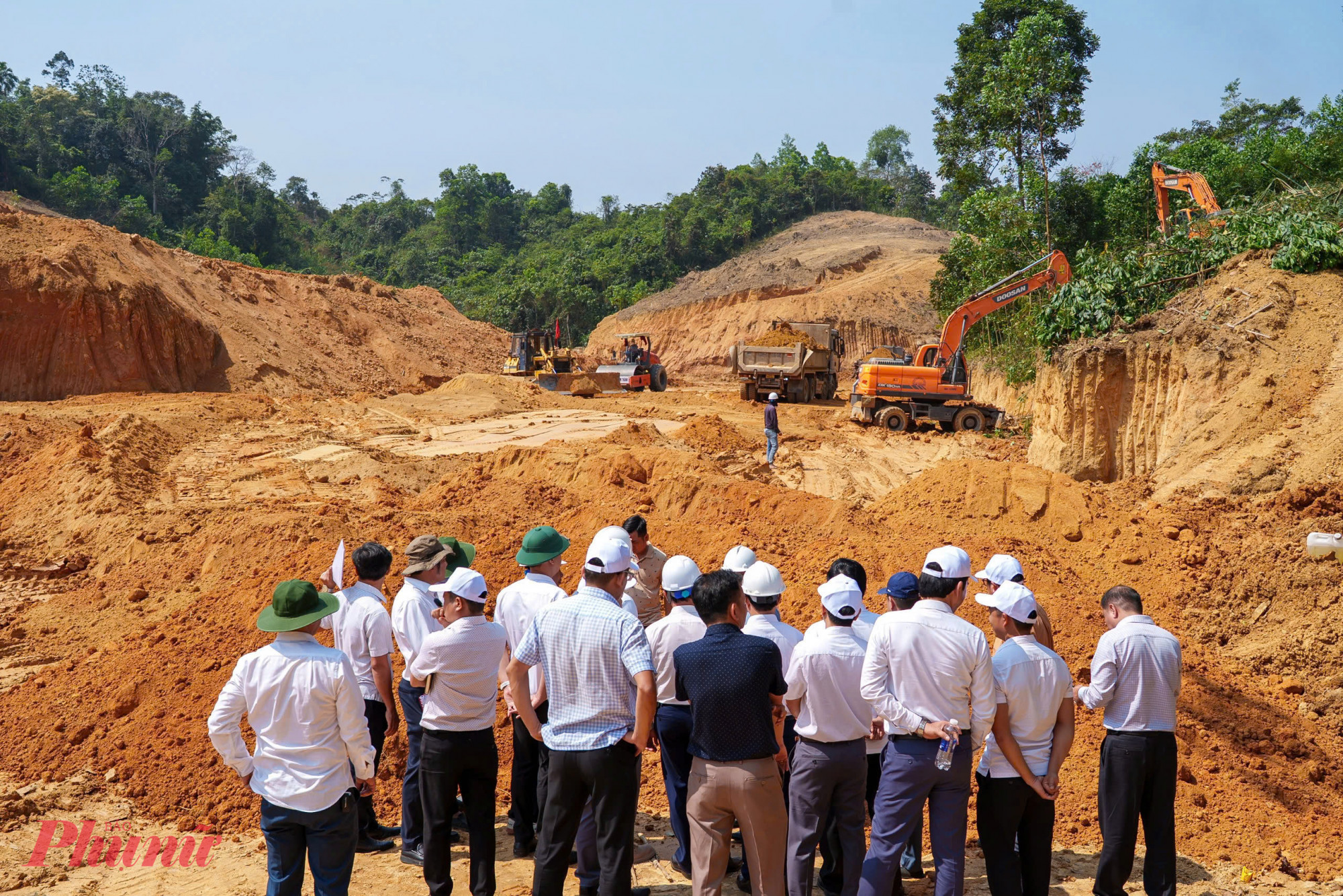 TP Đà Nẵng huy động hệ thống chính trị, các ban ngành chung tay xây dựng 6 trường nội trú biên giới kịp hoàn thành tiến độ vào tháng 8/2026.