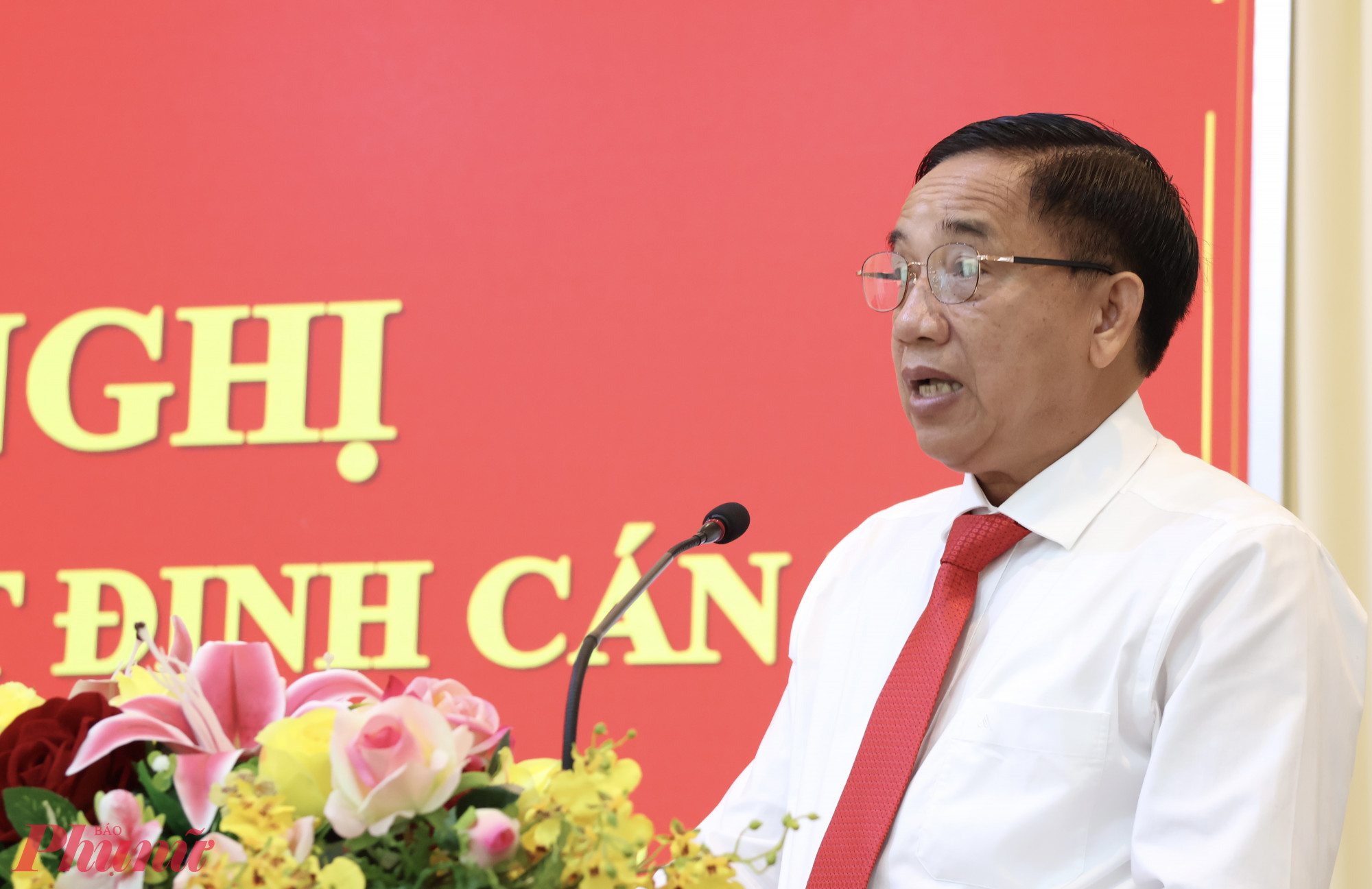 Ông Trần Quốc Khánh phát biểu nhận nhiệm vụ tại buổi lễ trao quyết định - Ảnh: Thanh Tâm