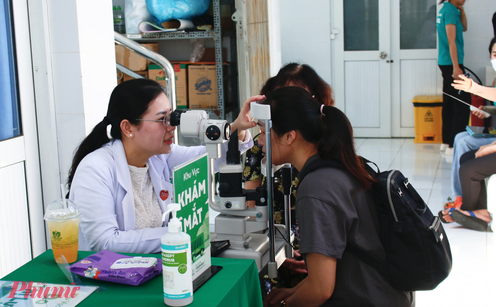 Từ đầu tháng 4, các hoạt động chăm sóc sức khỏe tại các điểm này sẽ được triển khai mạnh mẽ. Với đội ngũ y bác sĩ có chuyên môn cao, tận tâm tại các bệnh viện, phòng khám và trạm y tế, các điểm chăm sóc sức khỏe cộng đồng sẽ trở thành điểm tựa y tế tin cậy cho người dân.