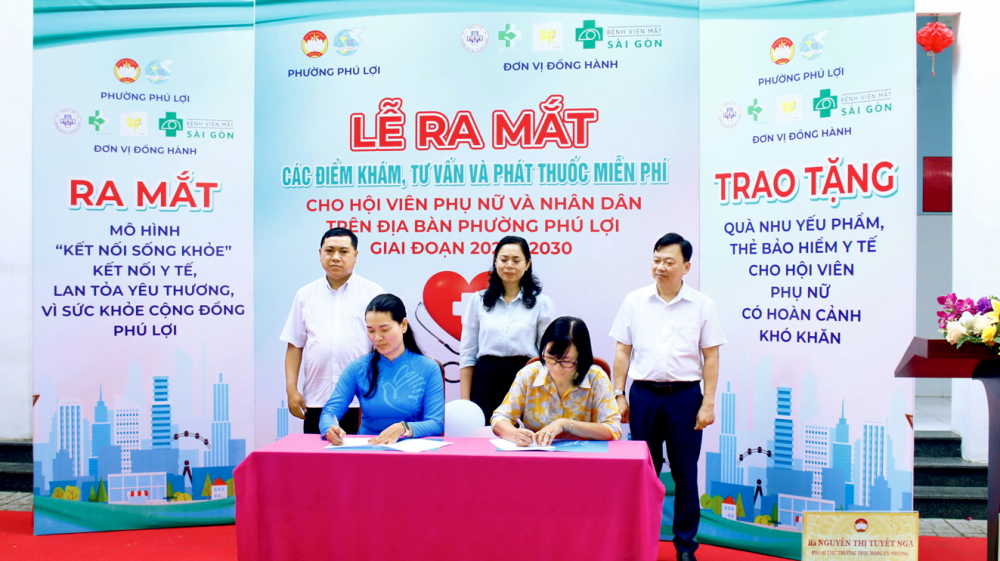 Hội LHPN phường Phú Lợi ký kết các hoạt động chăm sóc sức khỏe cộng đồng với các đơn vị đồng hành
