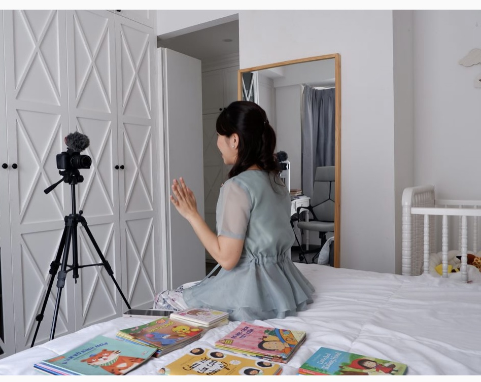 Từ một chiếc điện thoại, Mỹ Thuận đã từng bước trở thành nhà sáng tạo nội dung chuyên nghiệp hơn (Ảnh do nhân vật cung cấp)