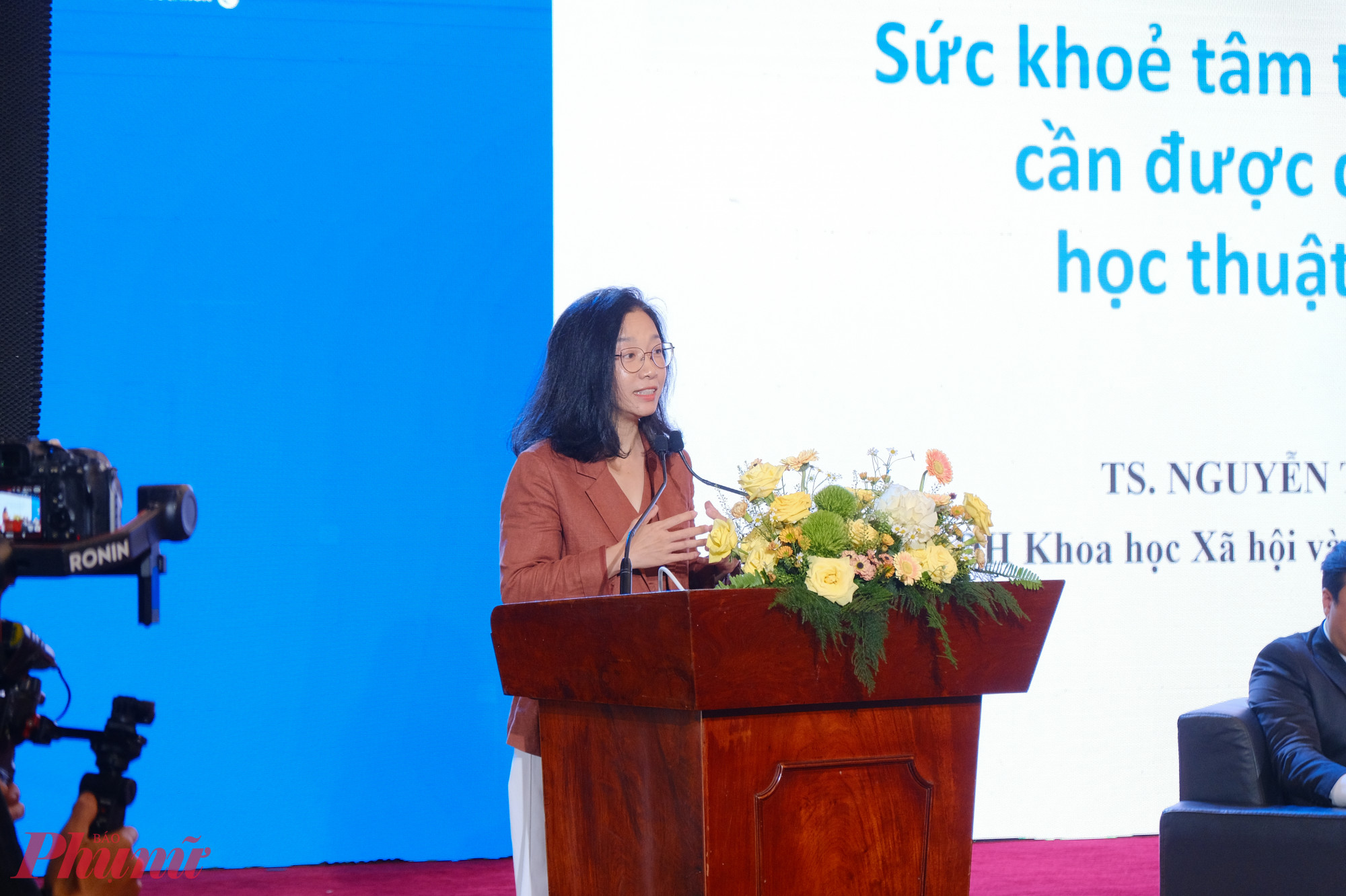 Tiến sĩ Diệu Anh đưa ra nhiều số liệu đáng báo động về vấn đề sức khoẻ tâm thần ở học sinh