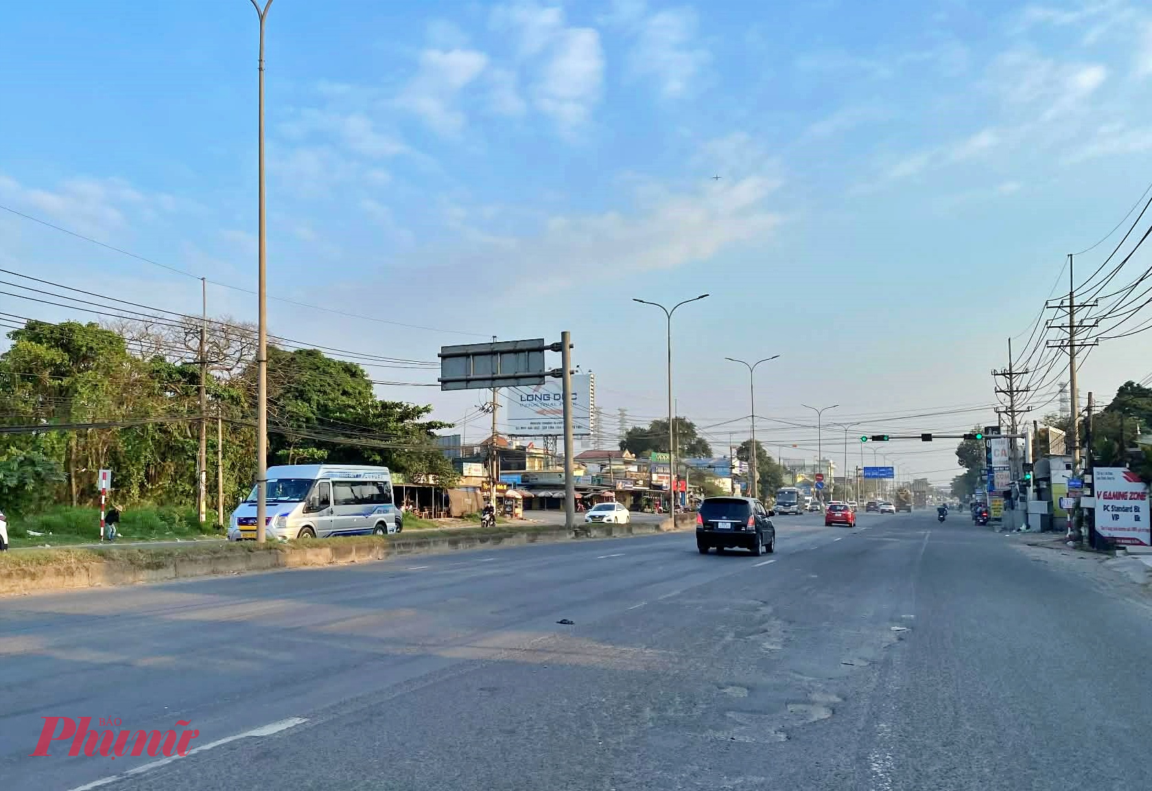 Quốc lộ 51 hướng vế nút giao cao tốc Bến Lức - Long Thành - Ảnh: Nguyễn Văn