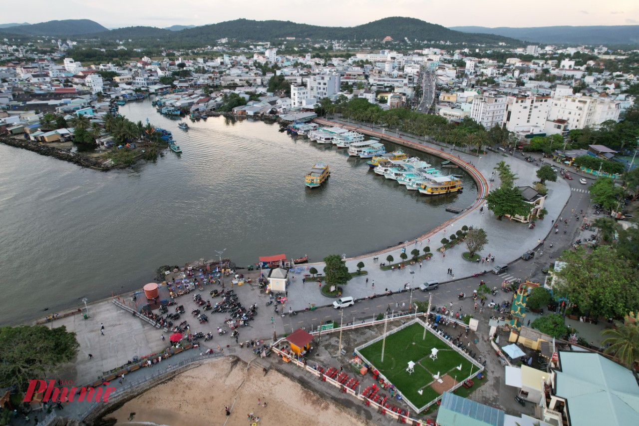 Đặc khu Phú Quốc có hai nhà máy xử lý nước thải tập trung hơn 1.000 tỉ đồng - Ảnh Phú Hữu