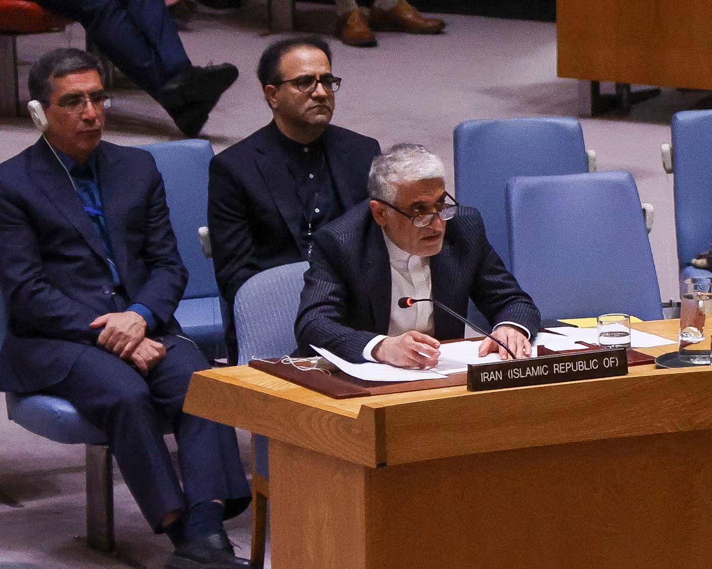 Đại sứ Iran Amir-Saeid Iravani phát biểu tại cuộc họp Hội đồng Bảo an Liên hiệp quốc hôm 7/4 - Ảnh: Sarah Yenesel/EPA