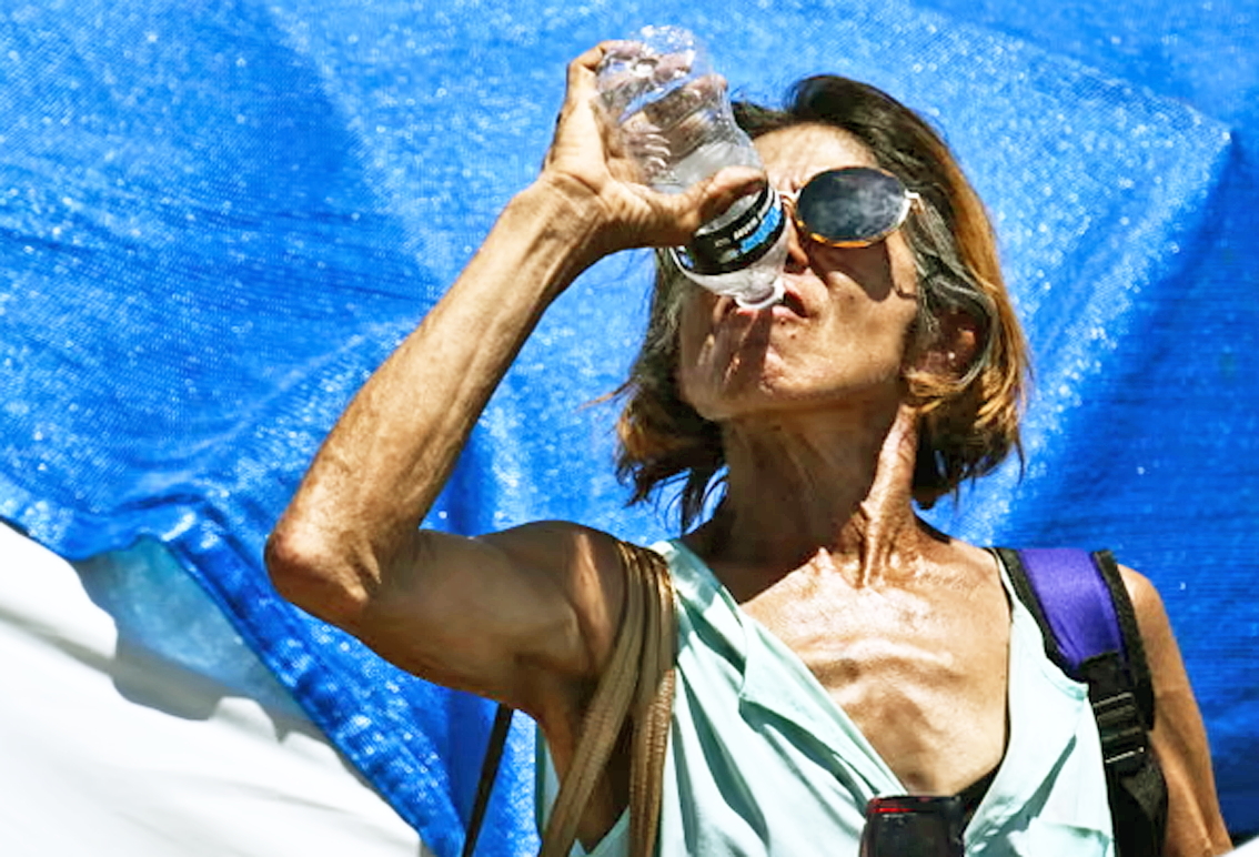 Sóng nhiệt đang vượt quá giới hạn chịu đựng của con người, và nhiều nghiên cứu cho thấy tình hình sẽ còn tồi tệ hơn - Nguồn ảnh: Getty Images