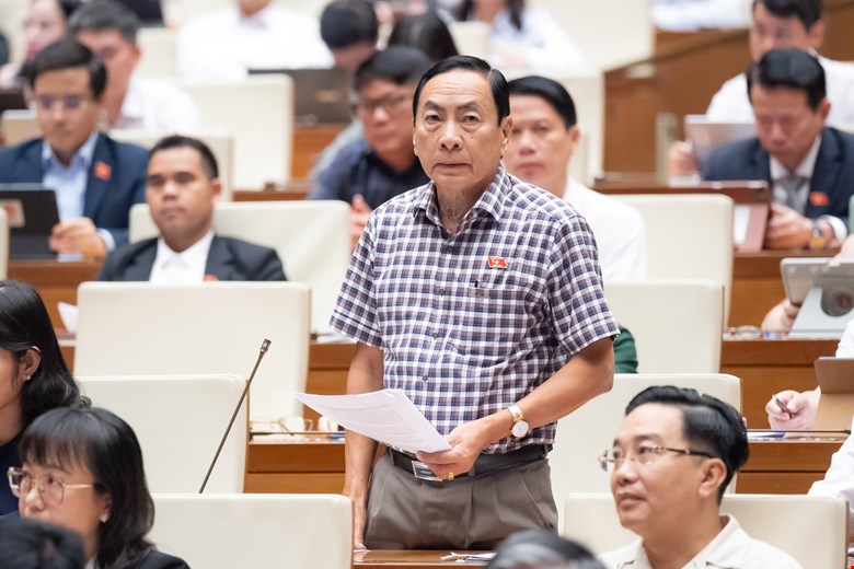 Đại biểu Phạm Văn Hòa - ảnh: QH