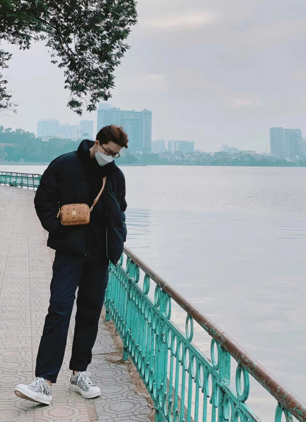 Tôi từng không tiếc tay chi tiền để sở hữu những món đồ hiệu với giá cao ngất ngưởng. Ảnh:NVCC