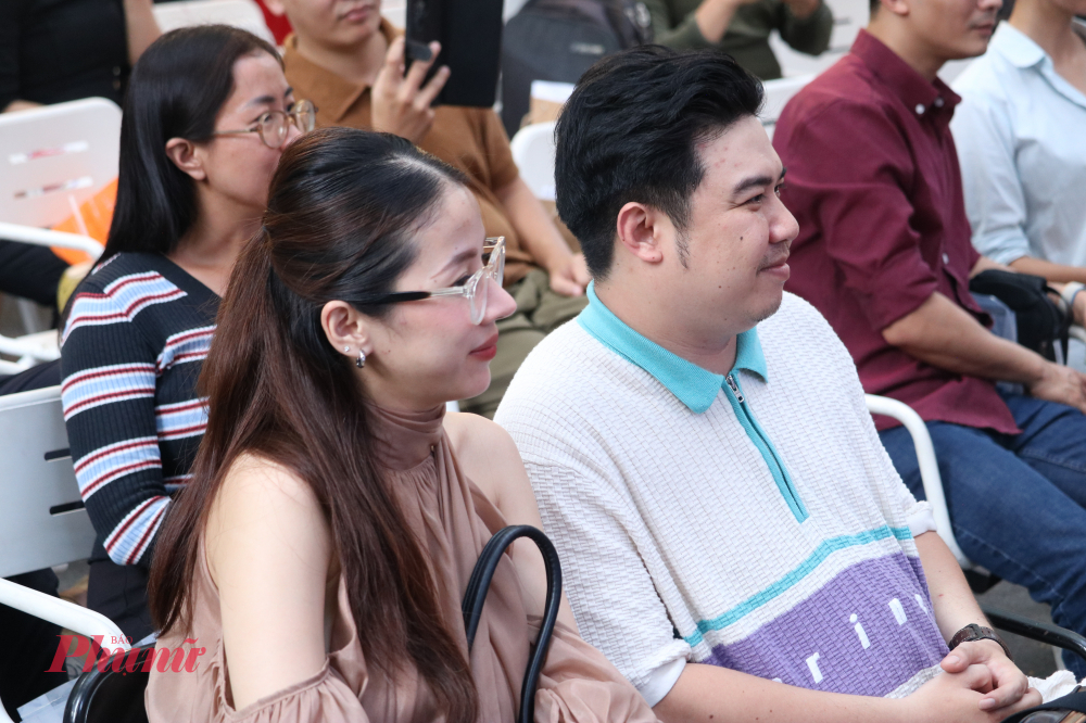 Buổi ra mắt sách diễn ra tại Đường sách TPHCM thu hút nhiều người tham dự