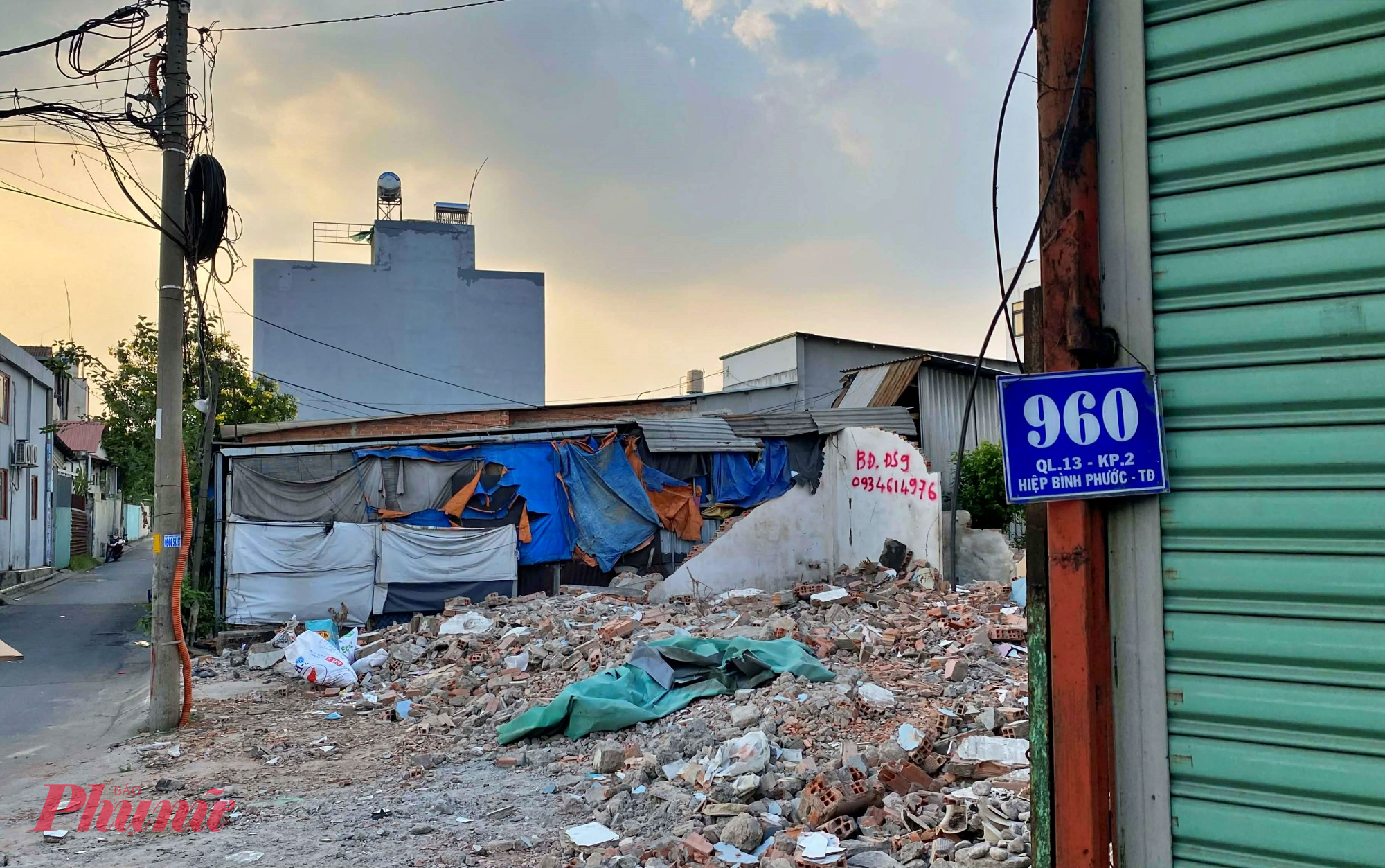 Hiện đã có khoảng 25 trường hợp hoàn tất bàn giao mặt bằng. Chính quyền địa phương đang tập trung phối hợp với các đơn vị liên quan để tháo gỡ khó khăn, phấn đấu hoàn tất bàn giao mặt bằng trước ngày 31/7 theo kế hoạch.