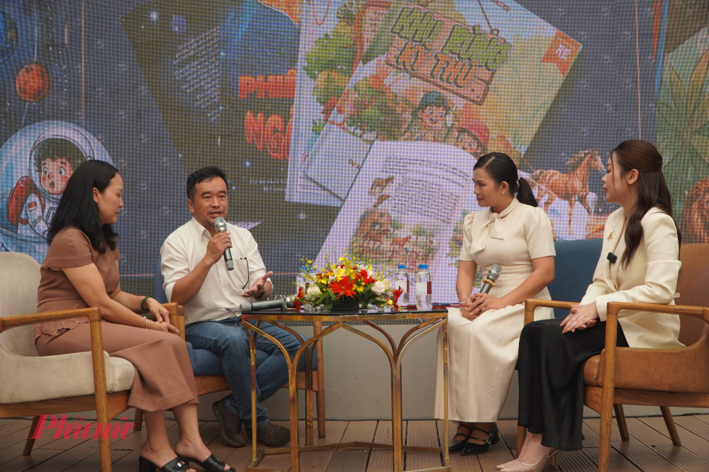 Talkshow Mở Trang Sách Đánh Thức Kỳ Quan với sự tham gia của các các diễn giả