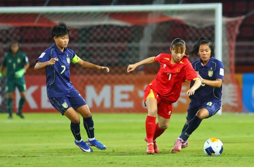 Đội U20 Việt Nam thua Thái Lan 1-4 ở vòng bảng Asian Cup 2026 và sau đó thua Nhật Bản 0-4 ở tứ kết, tan vỡ giác mơ World Cup (ảnh AFC)