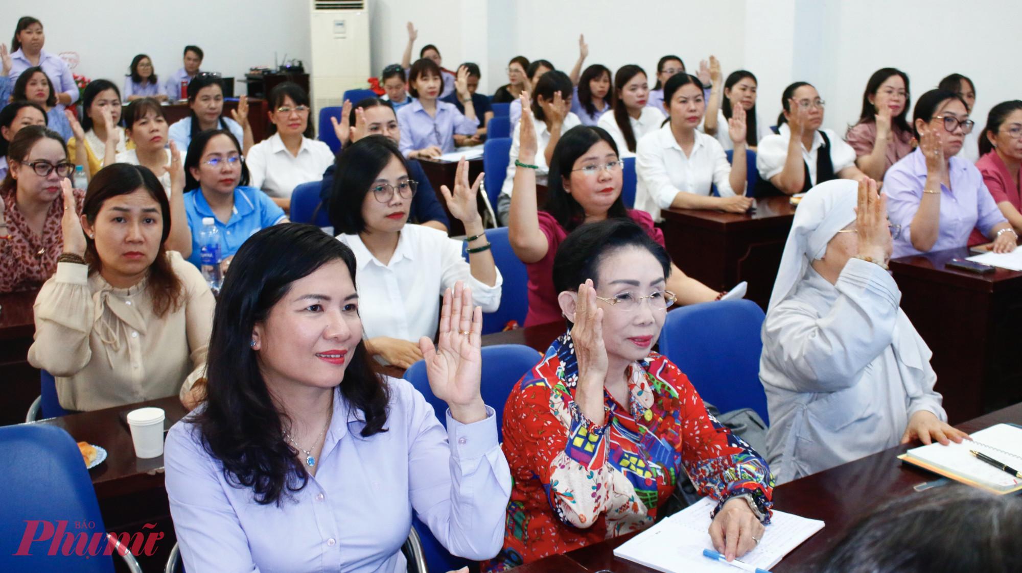 Bà Nguyễn Thị Ngọc Xuân được bầu Chủ tịch Hội LHPN TPHCM 100% đại biểu có mặt tại hội nghị nhất trí bà Nguyễn Thị Ngọc Xuân giữ chức Chủ tịch Hội LHPN TPHCM nhiệm kỳ 2025–2030.