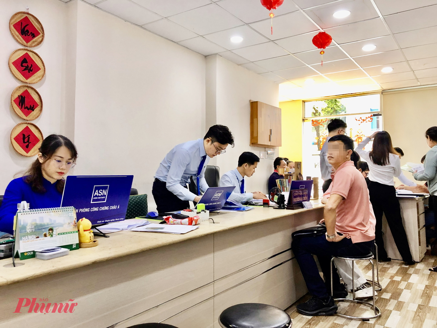 Khi đặt cọc mua nhà đất, hãy đọc kỹ hợp đồng 