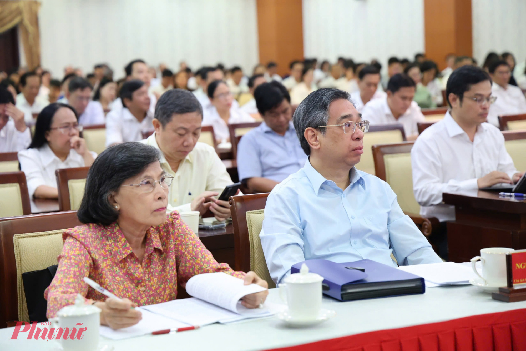 Ông Nguyễn Phước Lộc - Phó bí thư Thành ủy, Chủ tịch Ủy ban MTTQ Việt Nam TPHCM và bà Phạm Phương Thảo - nguyên Phó bí thư Thành uỷ, nguyên Chủ tịch HĐND TPHCM - Ảnh: Thanh Tâm