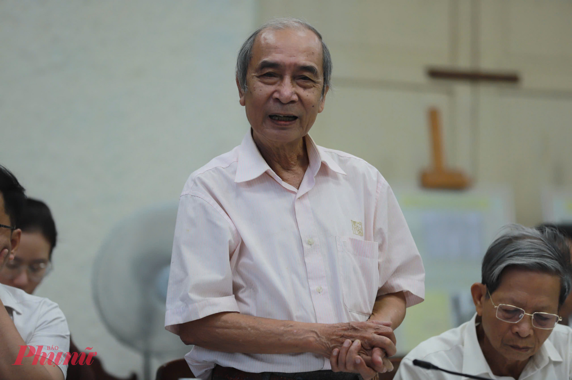 Nhà nghiên cứu văn hóa Huế nhà văn hóa Nguyễn Xuân Hoa, nguyên Giám đốc Sở Văn hóa Thể thao và Du lịch tỉnh Thừa Thiên Huế