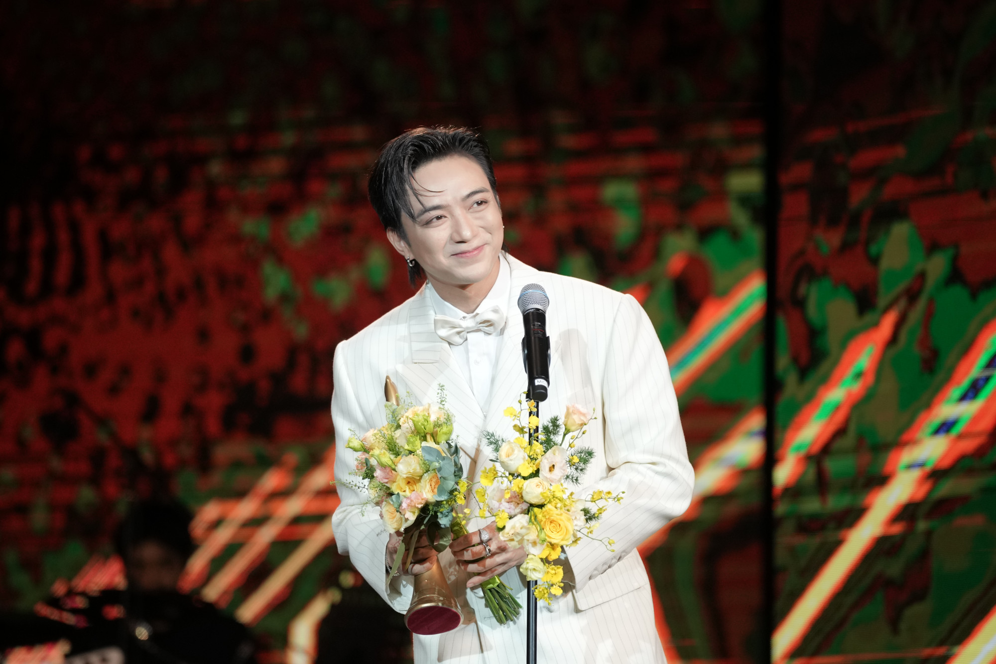 Ca sĩ Soobin Hoàng Sơn đại thắng tại Cống hiến 2026