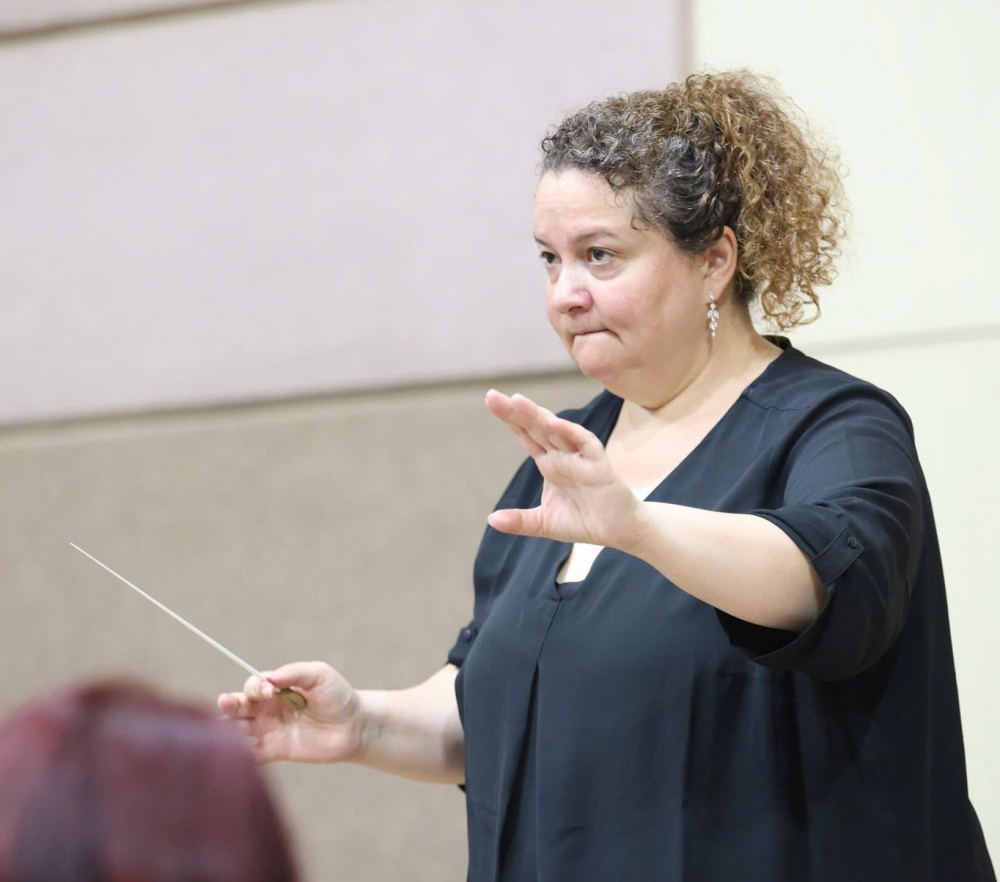 nữ nhạc trưởng danh tiếng người Pháp Zahia Ziouani