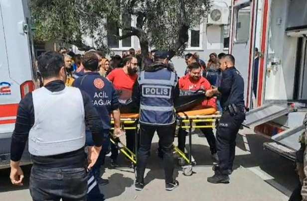 Một học sinh nổ súng ngẫu nhiên trong một trường học ở Thổ Nhĩ Kỳ, giết chết 4 người và làm bị thương 20 người