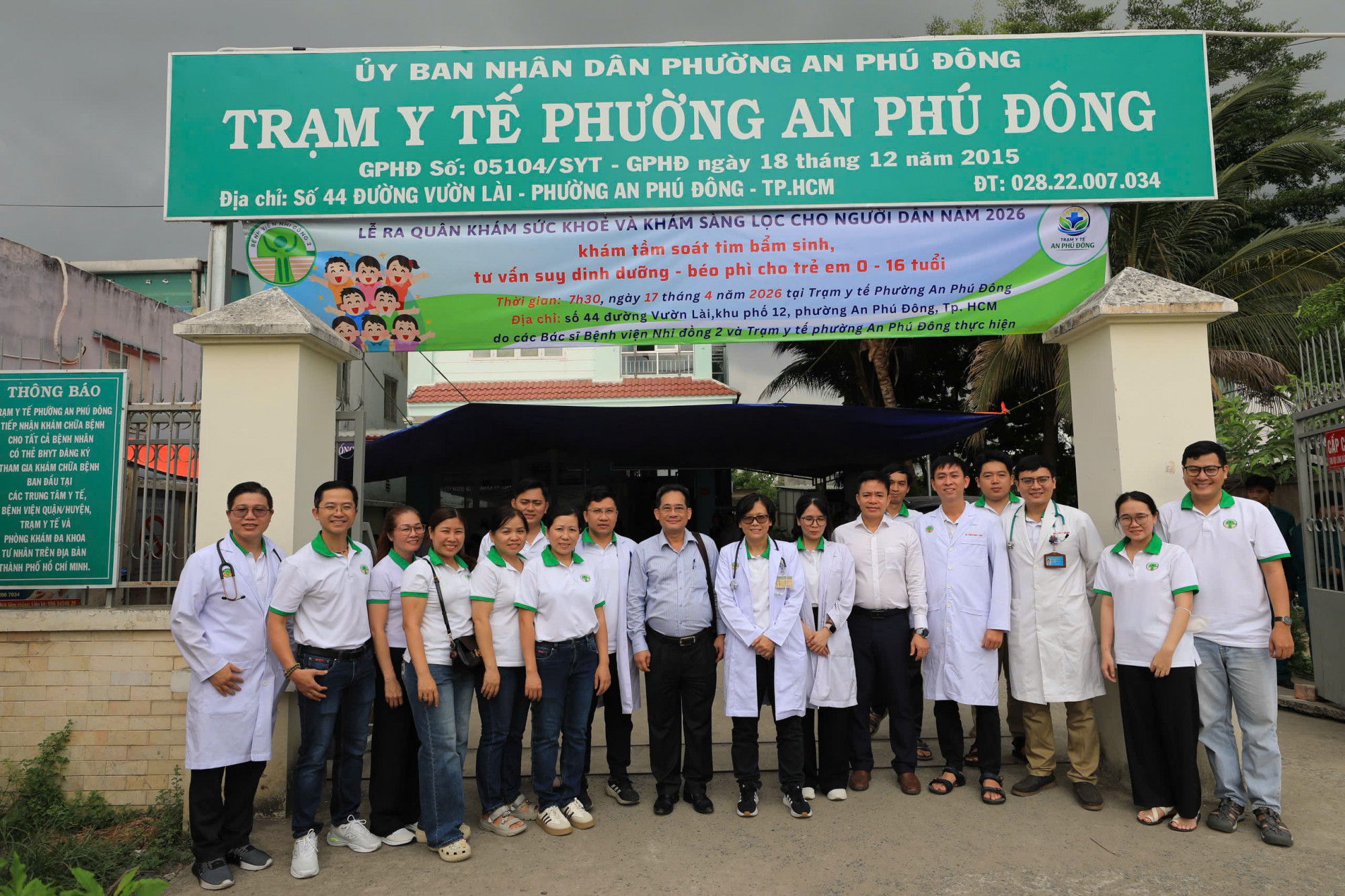 Bệnh viện Nhi đồng 2 khám tầm soát cho trẻ em tại Trạm y tế phường An Phú Đông, ảnh BV